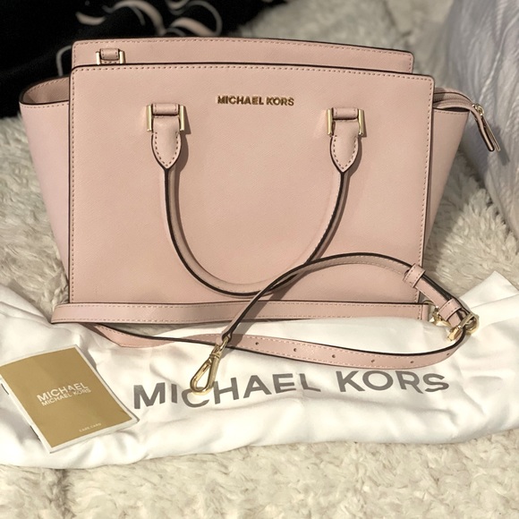 Brand new michael kors purse Clearance